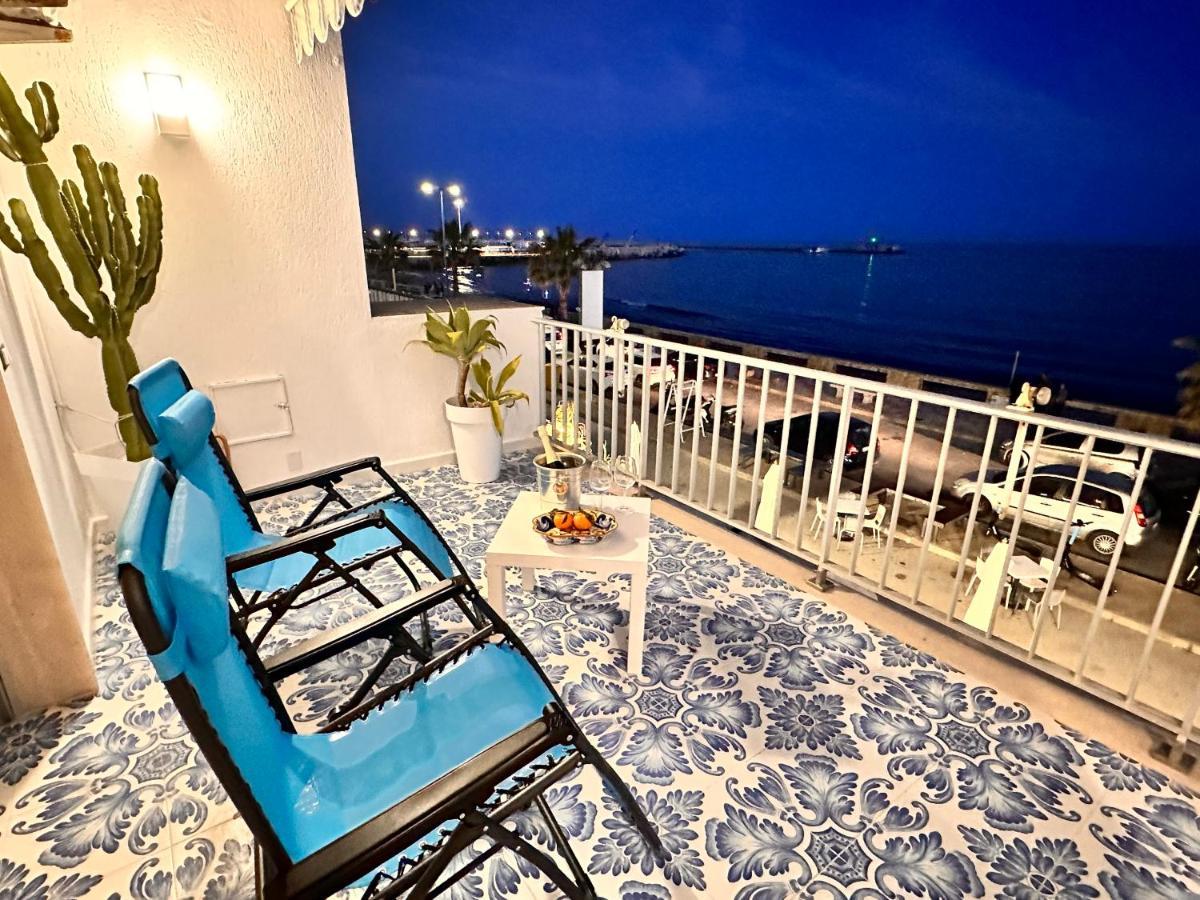 דירות שאקה La Terrazza Sul Mare מראה חיצוני תמונה