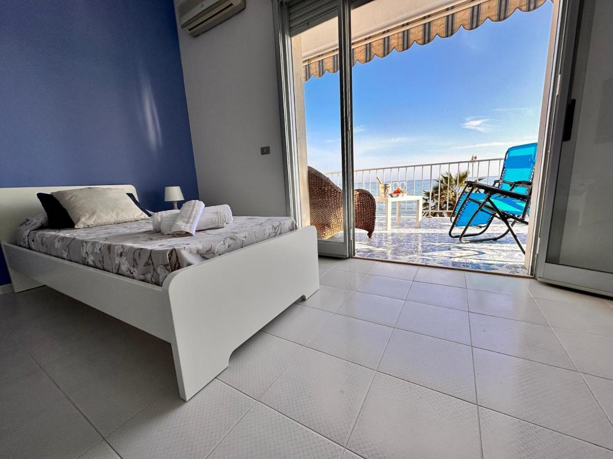 דירות שאקה La Terrazza Sul Mare מראה חיצוני תמונה